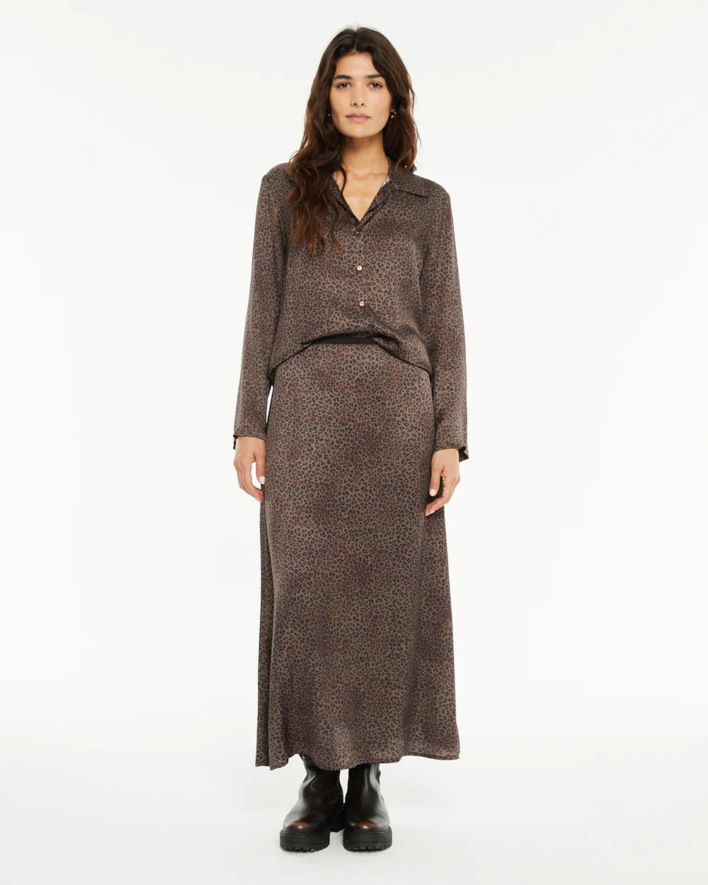 FALDA MIDI ESTAMPADO ANIMAL PRINT System Action